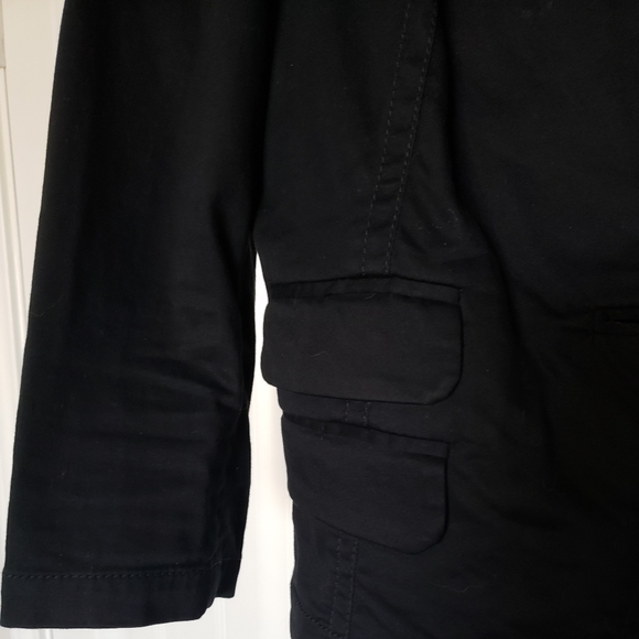 Blazer - Picture 2 of 5